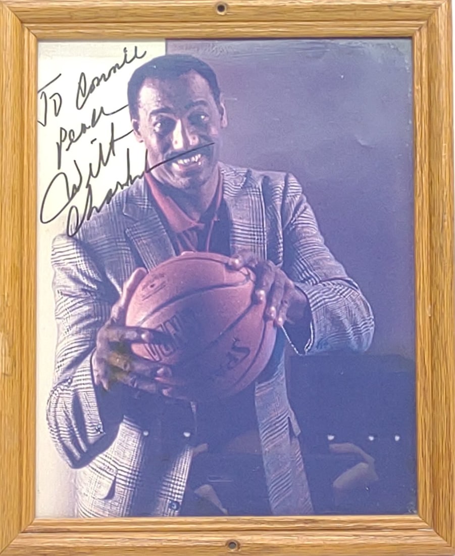 Wilt Chamberlain Signed 8x10 Basketball Photograph (1 of 6)