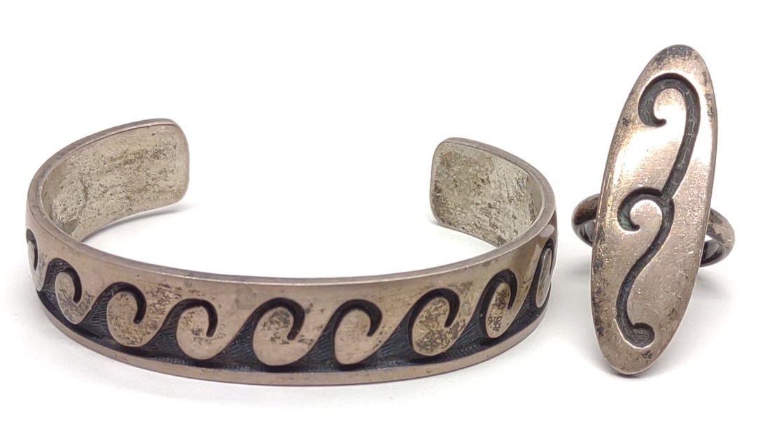 Hopi Raymond Kyasyousie Sterling Bracelet & Ring (1 of 7)