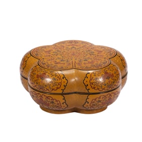 A POLYCHROME PAINTED LACQUER BOX WITH COVER