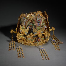 A FINE BRONZE-GILT PHOENIX TIARA