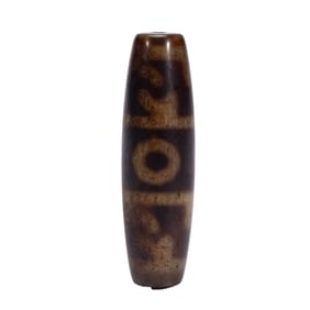 A TIBETAN DZI BEAD