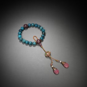 A CHINESE AQUAMARINE LIKE PRAYER BEADS SHOUCHUAN