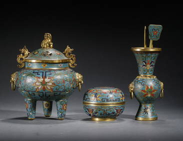 A FINE SET OF CLOISONNE ENAMEL INCENSE TOOLS (1 of 9)