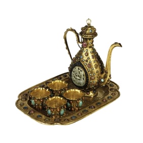 A RARE HARDSTONES INLAID BRONZE-GILT TABLEWARES