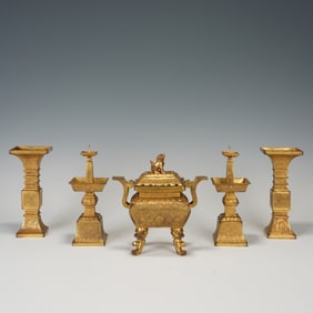 A RARE BRONZE GILT FIVE-PIECE GARNITURE