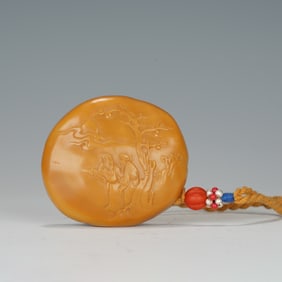 A CARVED TIANHUANG SCHOLAR ORNAMENT