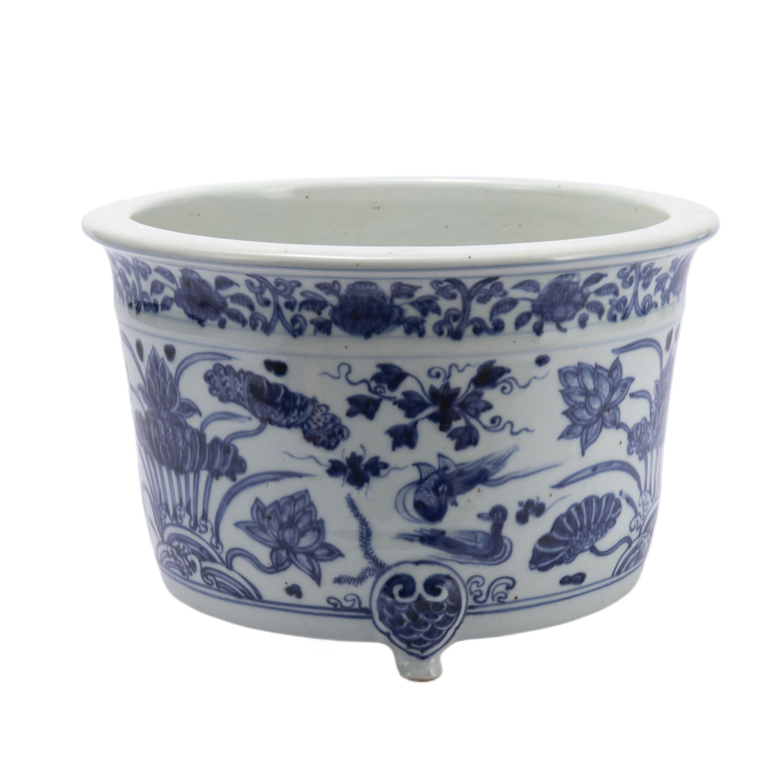 A BLUE AND WHITE PORCELAIN CENSER