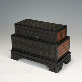A CARVED ROSEWOOD ZITAN  LITERATI BOX