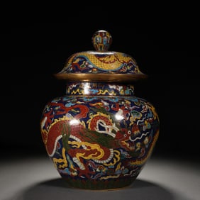 A CLOISONNE ENAMEL DRAGON GARNITURE WITH COVER