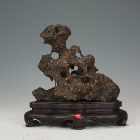 A CHINESE LITERATI ROCK