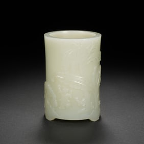 A CARVED WHITE HADE BRUSHPOT