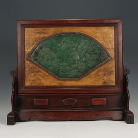 A FINE CARVED SPINACH GREEN JADE PLAQUE INLAID WOODEN TABLE SCREEN