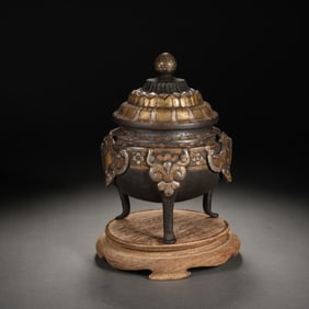 A RARE GOLD AND IRON INLAID BRONZE INCENSE BURNER