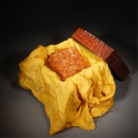 A CARVED TIANHUANG DRAGONS SEAL