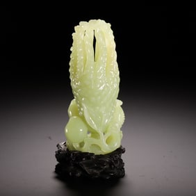 A CARVED YELLOW JADE FINGERED CITRON