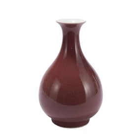 A SANG-DE-BLEUF PORCELAIN VASE YUHUCHUNPING