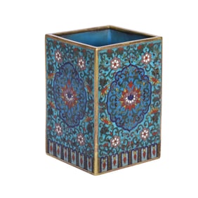 CLOISONNE SQUARE BRUSH POT WITH INTERLOCKING LOTUS PATTERNS