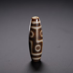 TIBETAN DZI BEAD