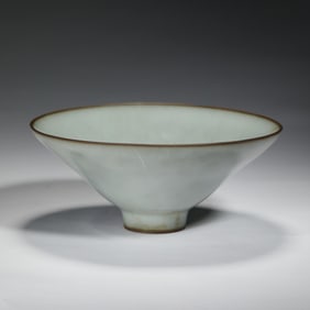 A GUAN-WARE CONICAL TEA BOWL