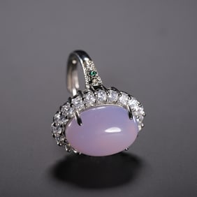 PALE PURPLE GEMSTONE RING