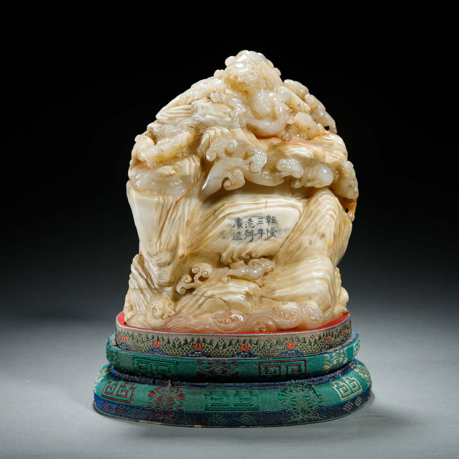 A CARVED SHOUSHAN STONE DECORATION (1 of 8)