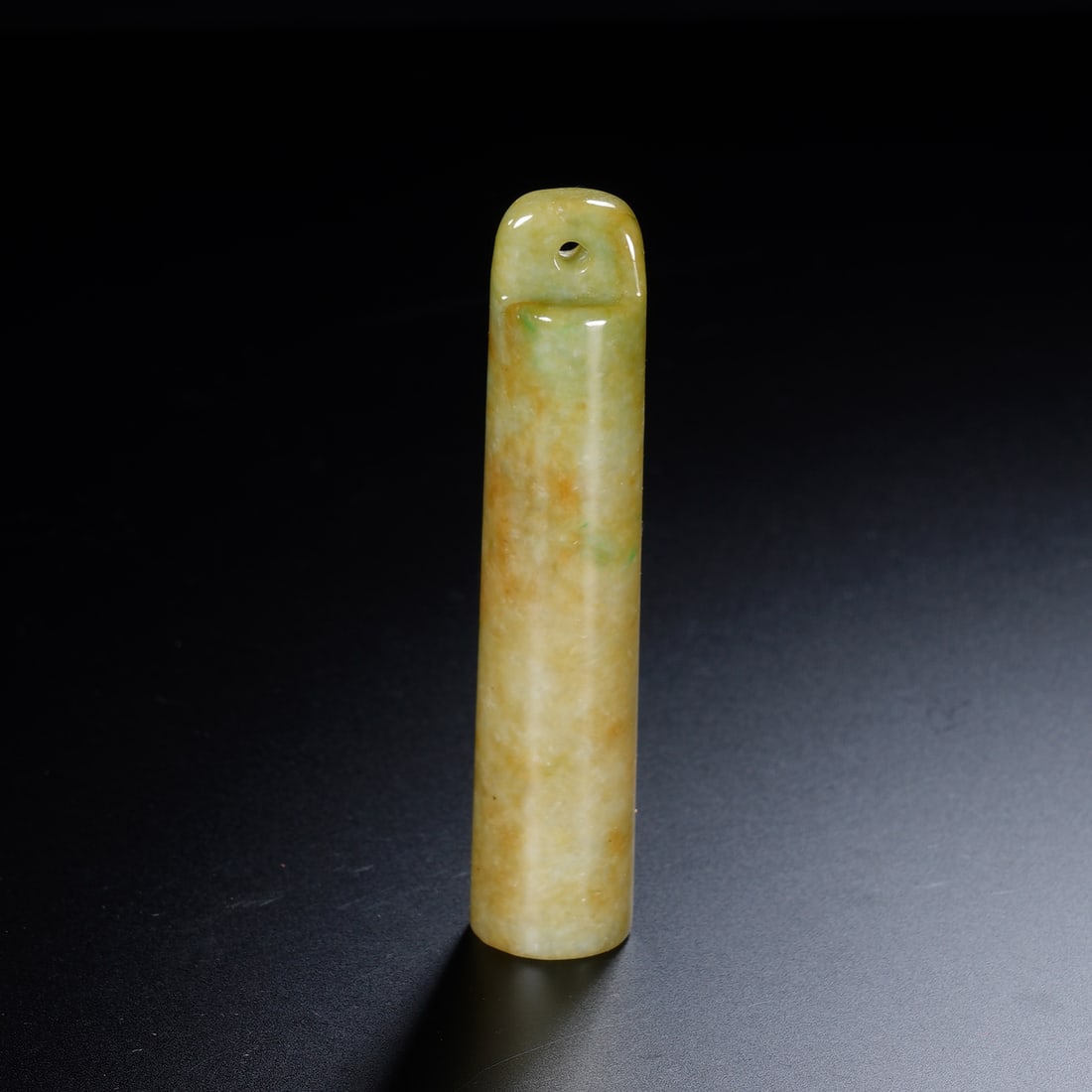A CARVED JADEITE HAT FINIAL (1 of 6)