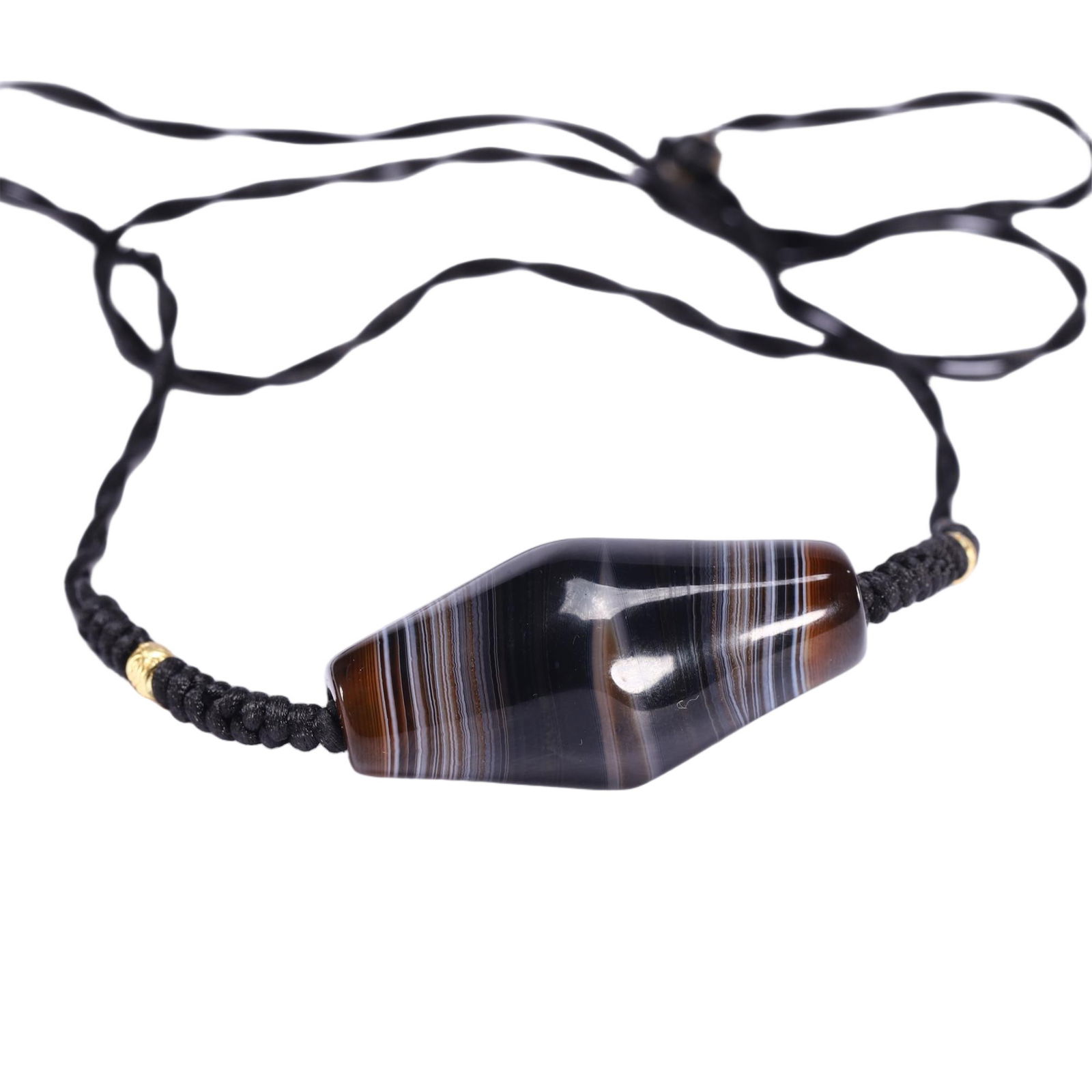 AN AGATE BEAD PENDANT (1 of 9)