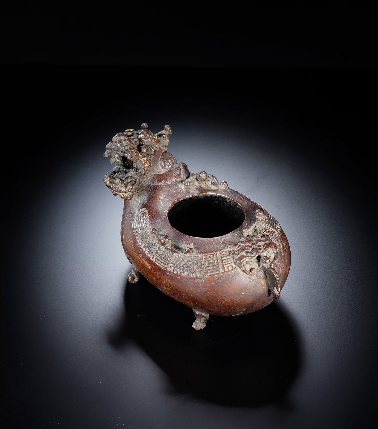 A BRONZE BEAST INCENSE BURNER (1 of 8)