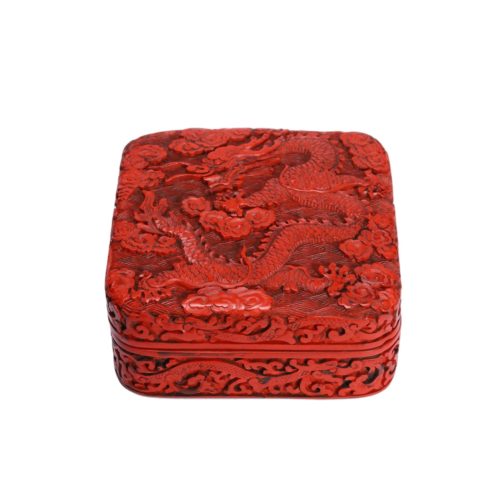 A FINE CARVED CINNABAR LACQUER DRAGON BOX WITH COVER (1 of 9)