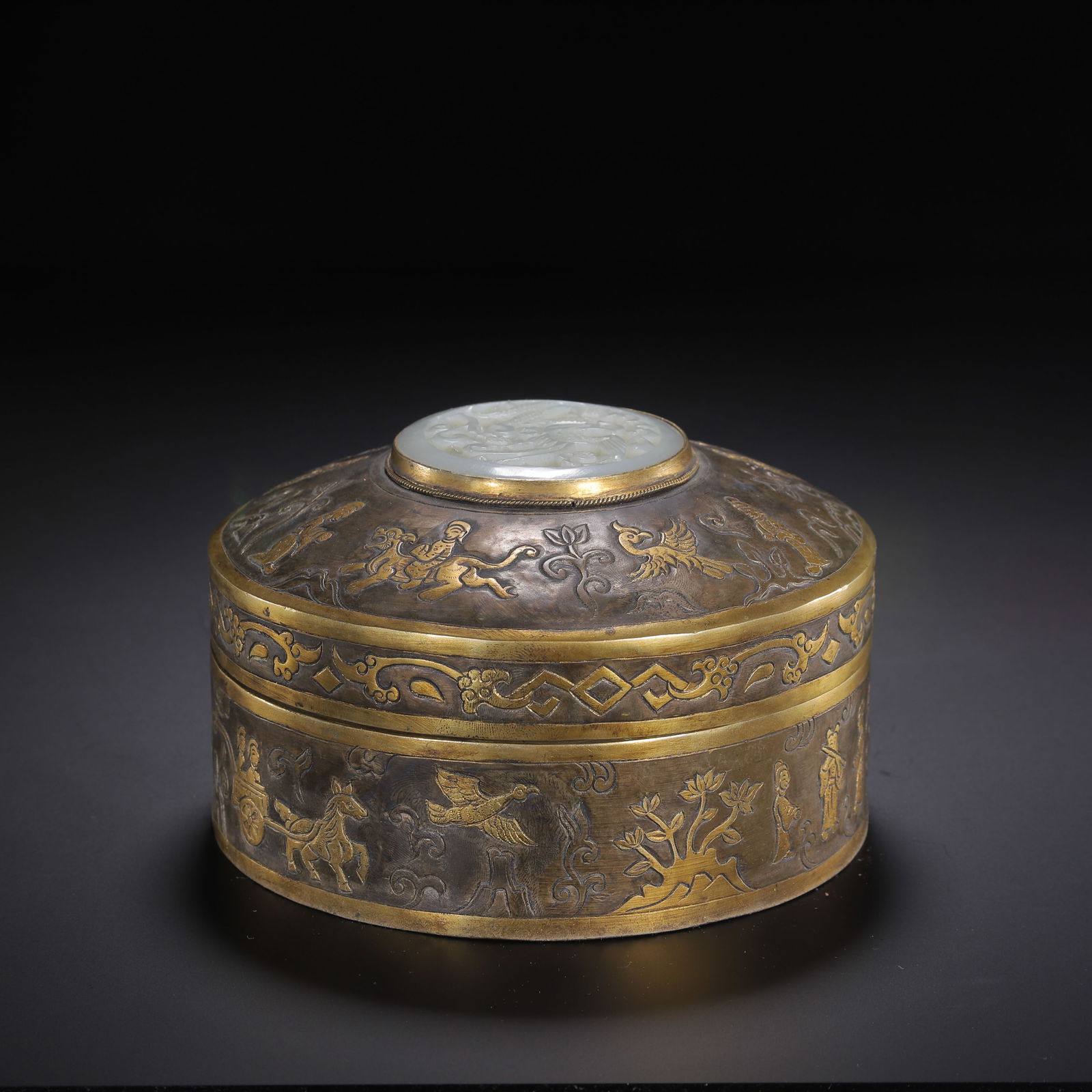 A WHITE JADE INLAID BRONZE PARTLY GILT BOX WITH COVER (1 of 9)