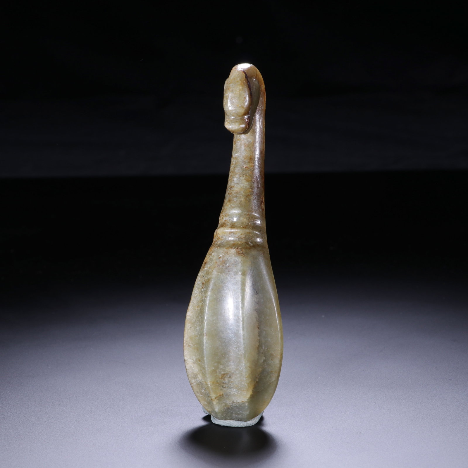 A Chinese Hetian Jade Dragon Belt Hook (1 of 8)