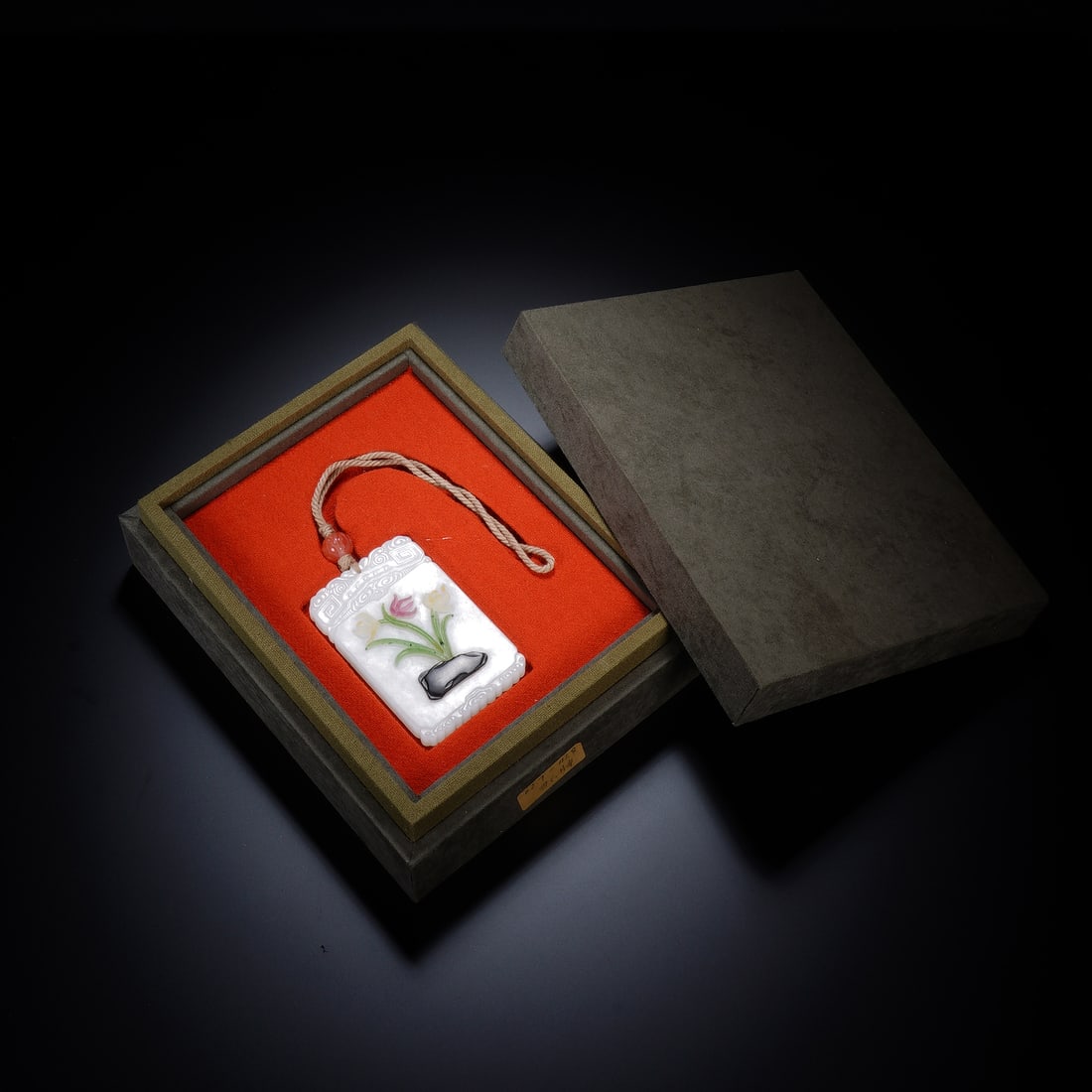 Chinese Hetian White Jade Precious Stone Inlaid Plaque: Chinese Hetian White Jade Precious Stone Inlaid Plaque This rectangular pendant is carved from fine Hetian white jade, featuring an intricate multi-stone inlay of a potted floral arrangement. The flow