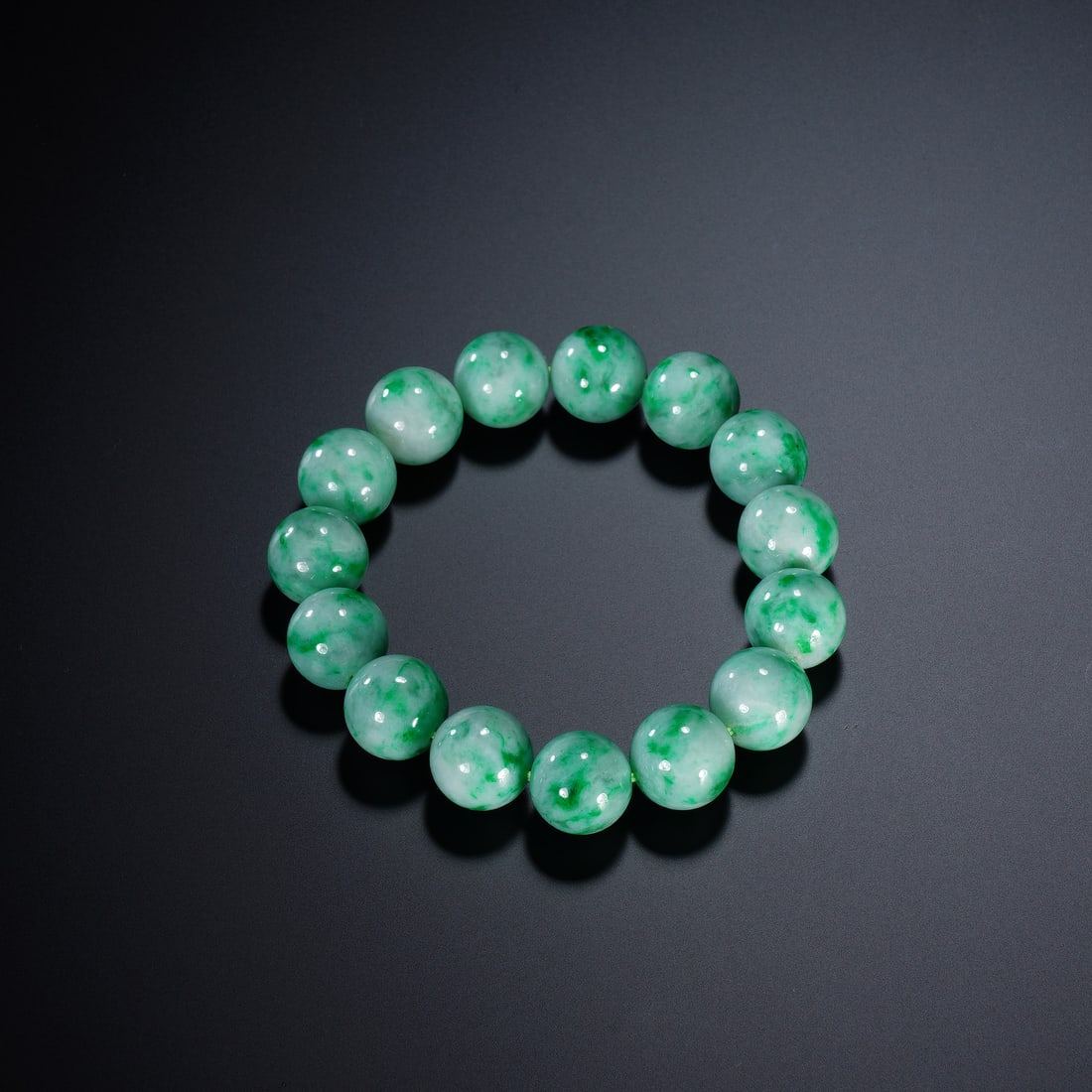 Chinese Jadeite Beaded Bracelet (1 of 6)