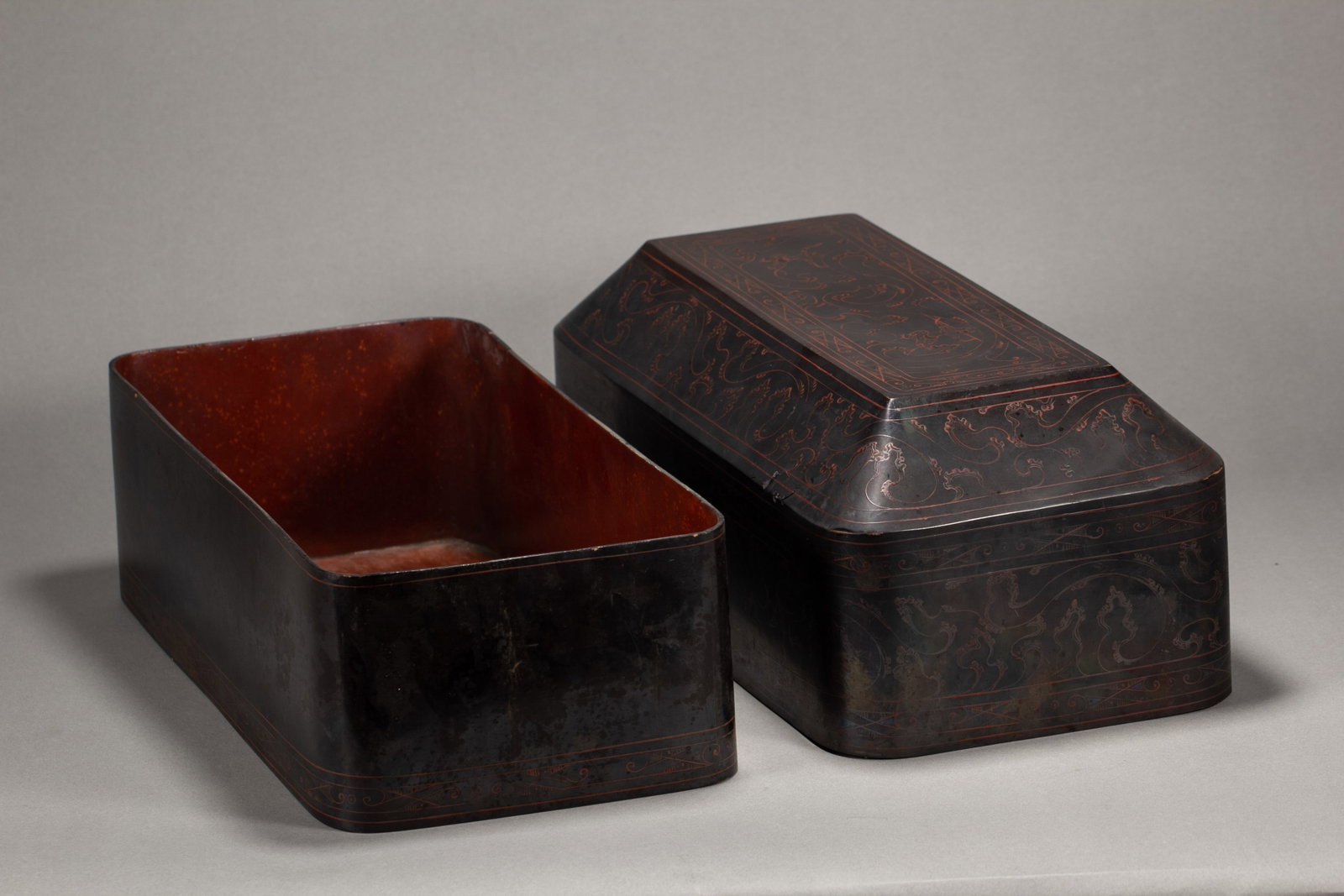 Chinese Lacquerware Box - 5