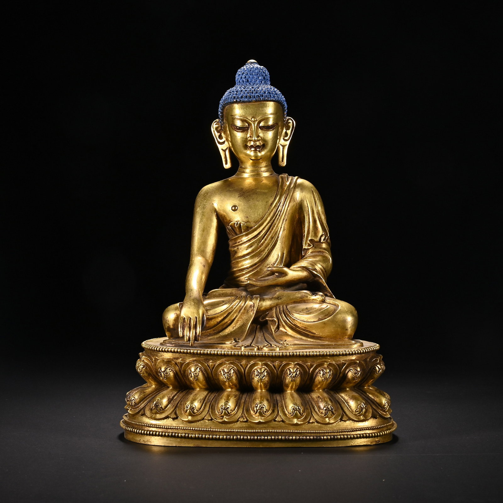 A Chinese Gilt-Bronze Buddha Statue (1 of 7)