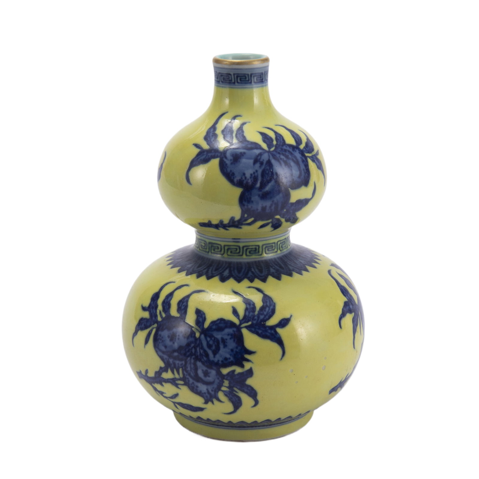 A YELLOW GROUND AND UNDERGLAZE BLUE PORCELAIN DOUBLE GOURDS VASE: A YELLOW GROUND AND UNDERGLAZE BLUE PORCELAIN DOUBLE GOURDS VASE Comprising upper and lower bulbs, finely painted peaches sprays at the belly. DIMENSIONS: Bottom diameter. 7.5 cm. H. 19 cm. Weight 640