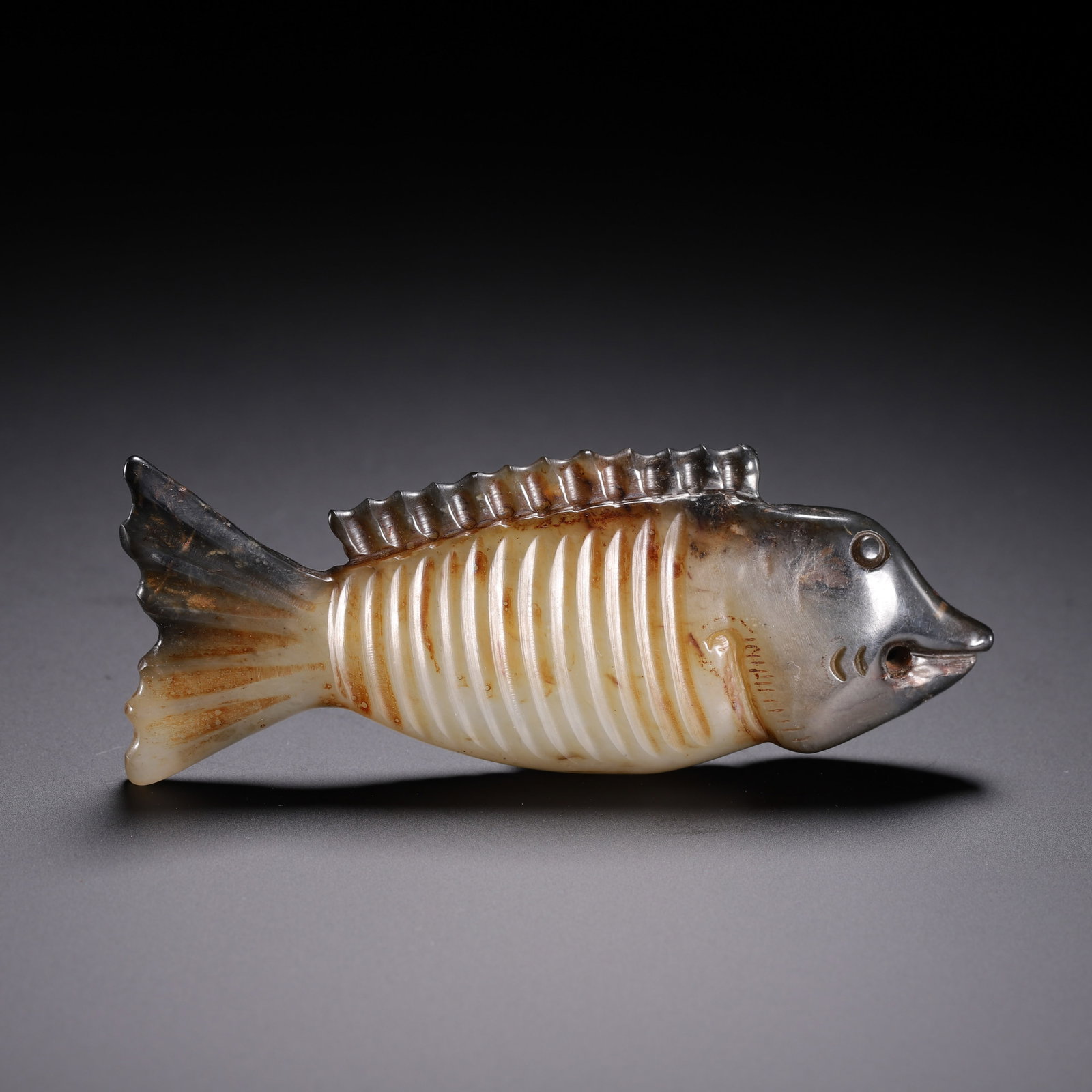 Chinese Archaic-Style Jade Fish Pendant (1 of 10)