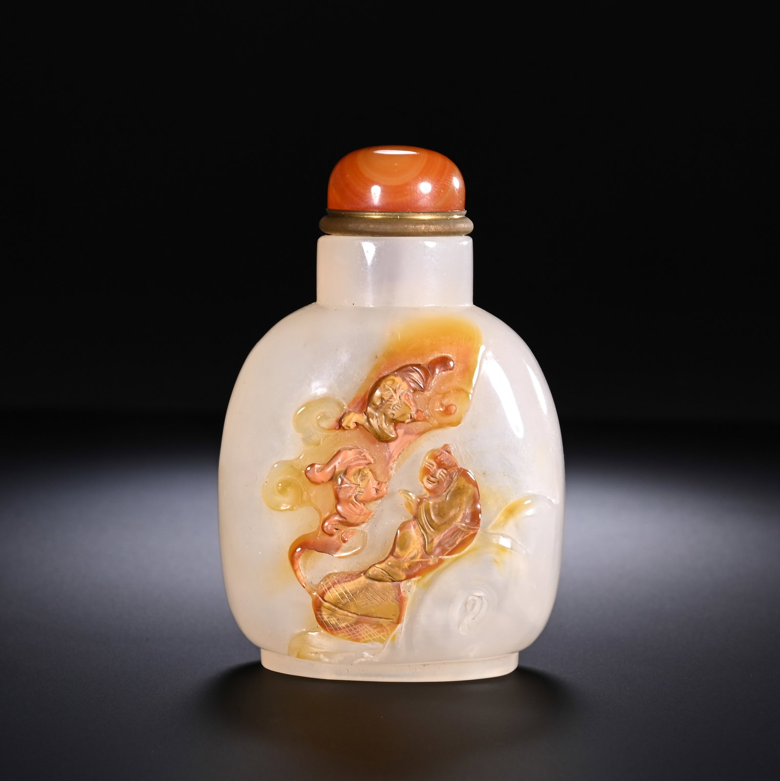 A CHINESE CAMEO AGATE SNUFF BOTTLE WITH IMMORTAL MOTIFS (1 of 7)