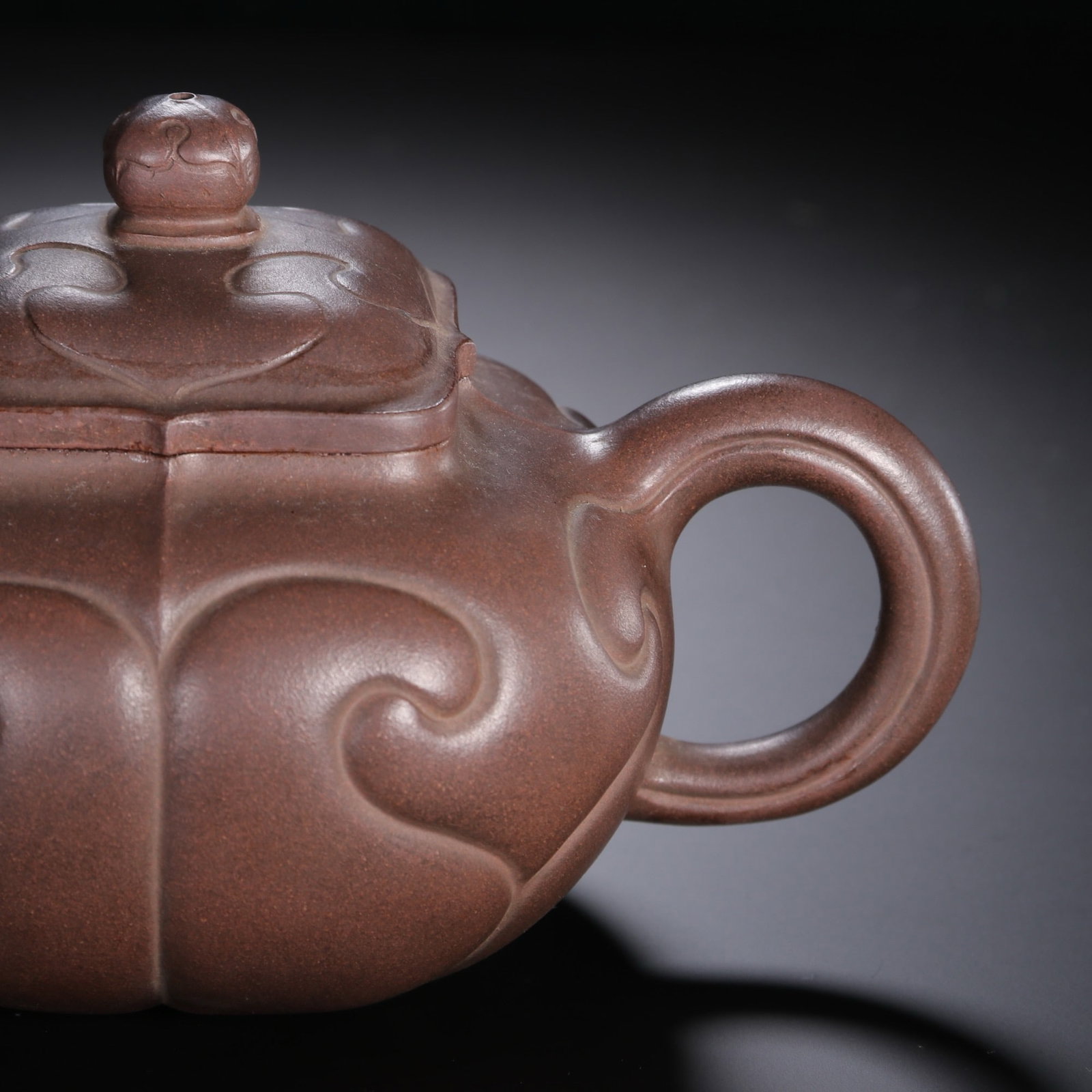 A CHINESE RUYI PATTERN ZISHA TEAPOT - 2
