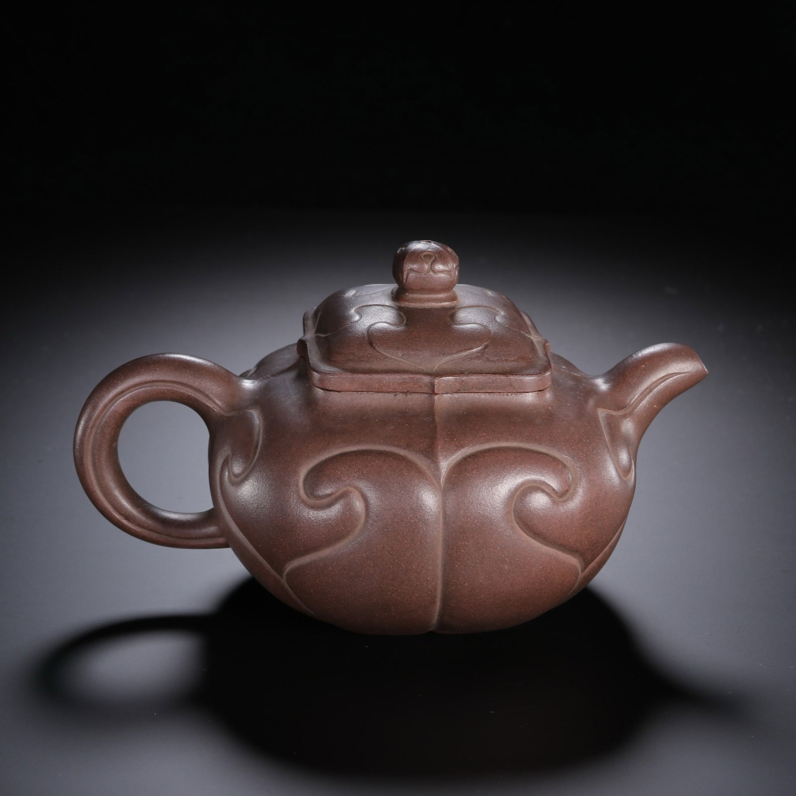 A CHINESE RUYI PATTERN ZISHA TEAPOT - 5
