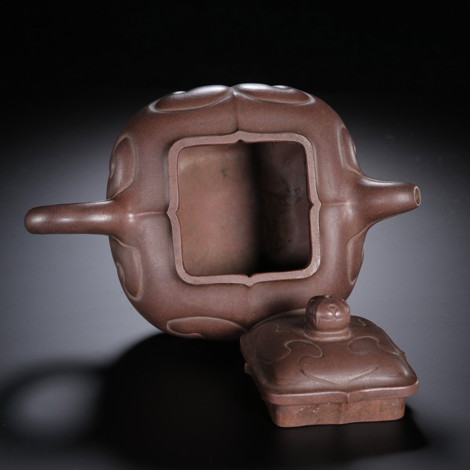 A CHINESE RUYI PATTERN ZISHA TEAPOT - 7