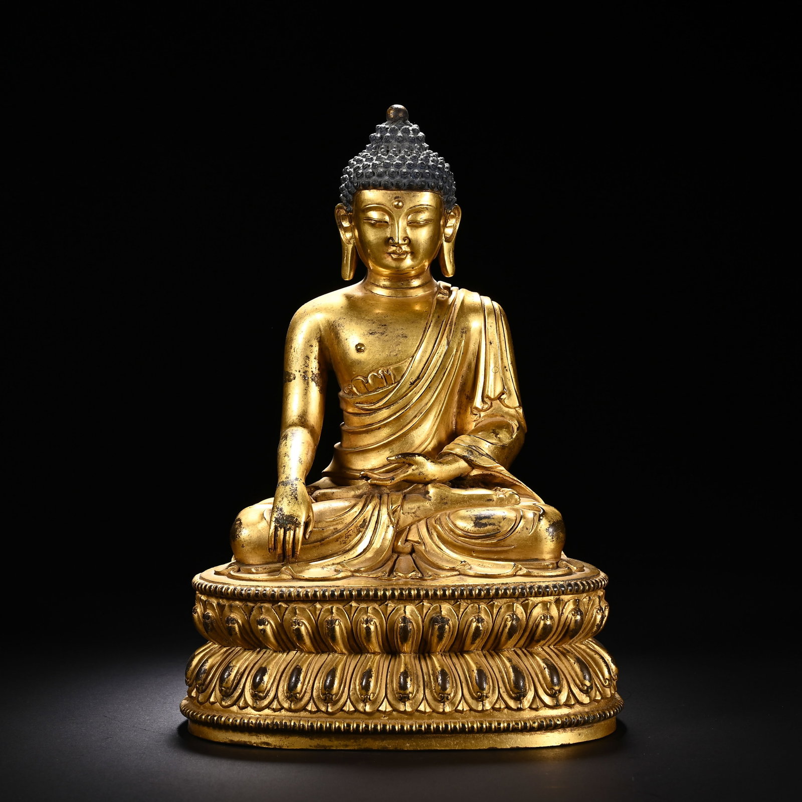 A CHINESE GILT COPPER SHAKYAMUNI BUDDHA STATUE (1 of 8)