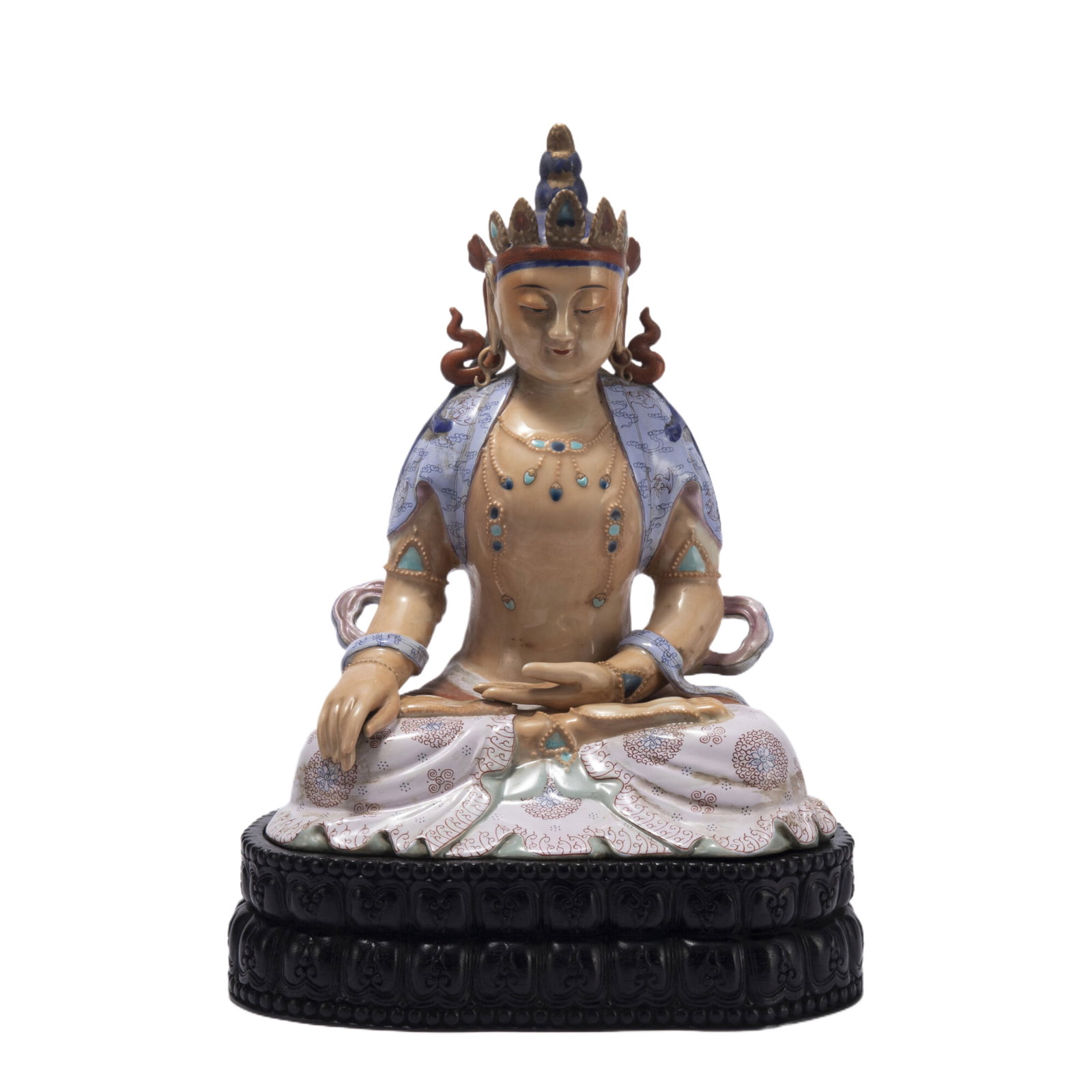 A FAMILLE ROSE SEATED AMITAYUS: A FAMILLE ROSE SEATED AMITAYUS The deity seated with dhyanasana, with left hand hold in Samadhi Mudra, right hand hold in bhumisparsamudra, shown serene expression on his face. DIMENSIONS: L. 22 cm. W