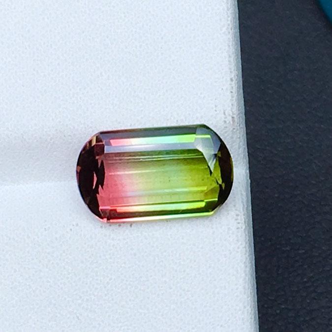 Natural 4.22 CT Oval Watermelon Tourmaline (1 of 5)