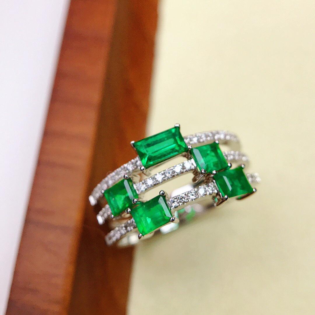 14K White Gold 1.05 CTW Emerald & Diamond Ring (1 of 5)