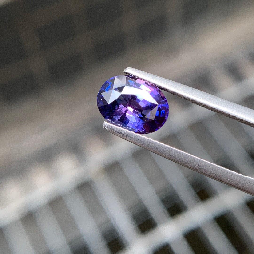 GRC 3.2 CT  Natural Color Sapphire Loose stone (1 of 4)