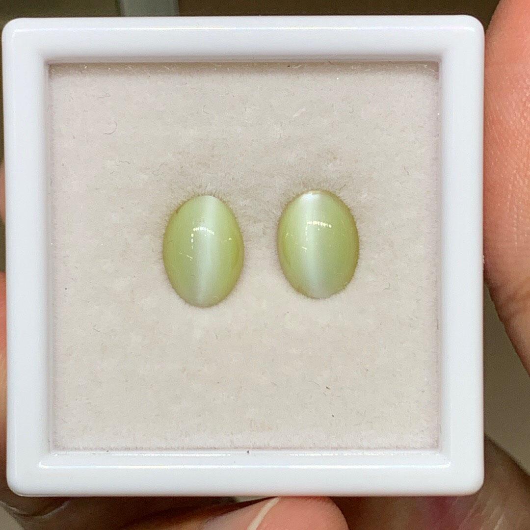 5.55 CT  Natural Yellow Cat's eye Loose stone (1 of 6)