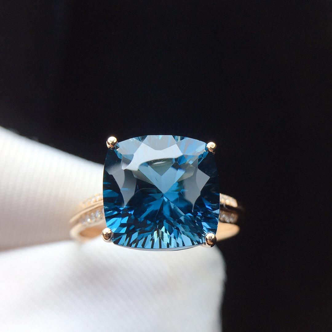 14K Yellow Gold 5.5 CT Topaz & Diamond Ring (1 of 5)