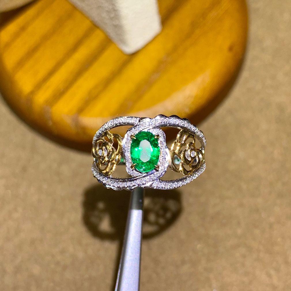 14K White Gold 0.55 CT Emerald & Diamond Ring (1 of 8)