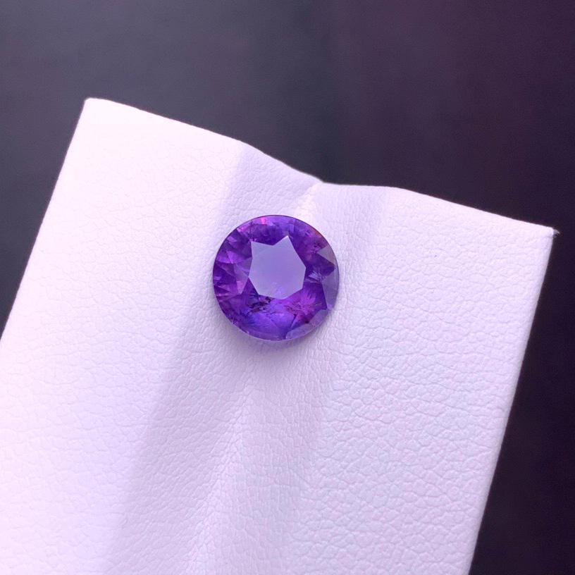3.56 CT  Natural Purple Sapphire Loose stone (1 of 9)